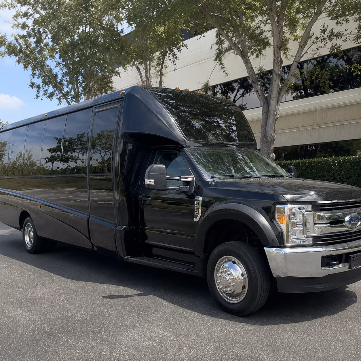 New Braunfels Homecoming & Prom Party Bus Rentals