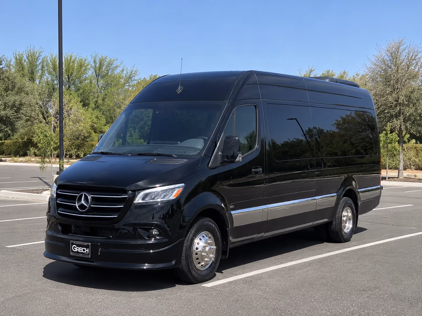 San Antonio Airport Shuttle & Transportation party bus exterior